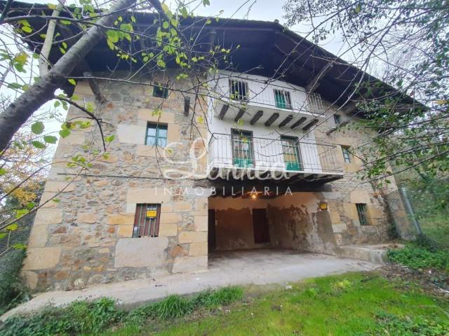 Masía en venta en Amorebieta Etxano. CASERIO UNIFAMILIAR. Masías Amorebieta.