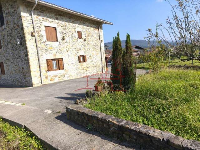 Masía en venta en Amorebieta Etxano. CASERIO EN EUBA. Masías Amorebieta.