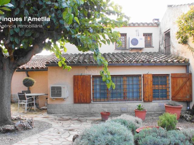 Masía en venta en Ametlla del Vallès L´. Masia en el centro con edificación anexa y terreno impresionante. Masías Ametlla del Vallès.