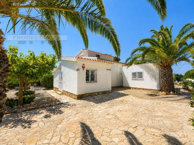 Masía en venta en Ampolla L´ Costa Dorada. Villa Mediterránea Reformada con Piscina Privada y Vistas al Mar en LAmpolla. Masías Ampolla.