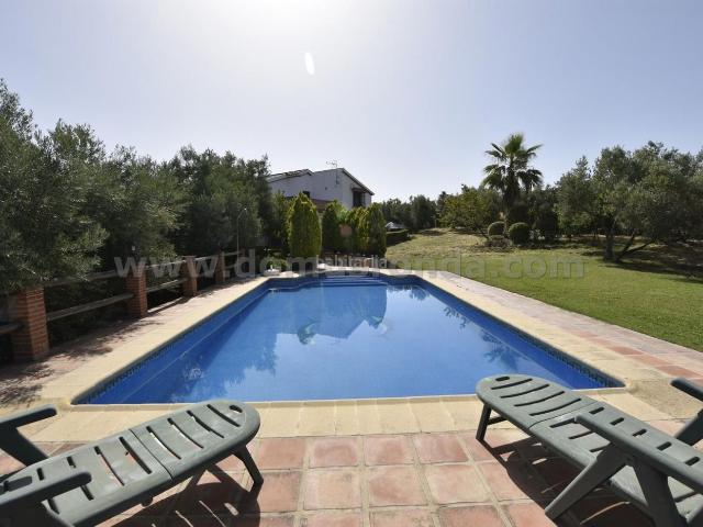 Masía en venta en Arriate. Casa de campo en Ronda. Masías.