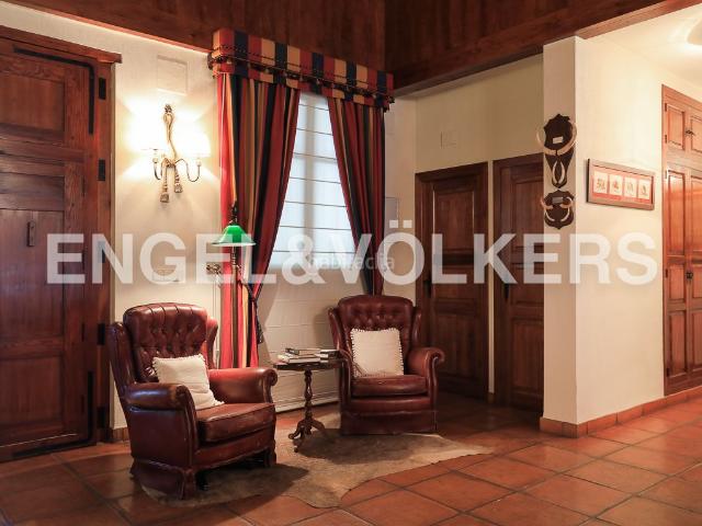 Masía en venta en Ayora. Gran finca de recreo y caza en Ayora. Masías.