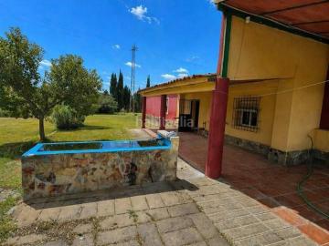 Masía en venta en Badajoz, Las Vaguadas. SE VENDE PARCELA PROINDIVISO EN CAMINO DE ÁNIMAS. Masías.