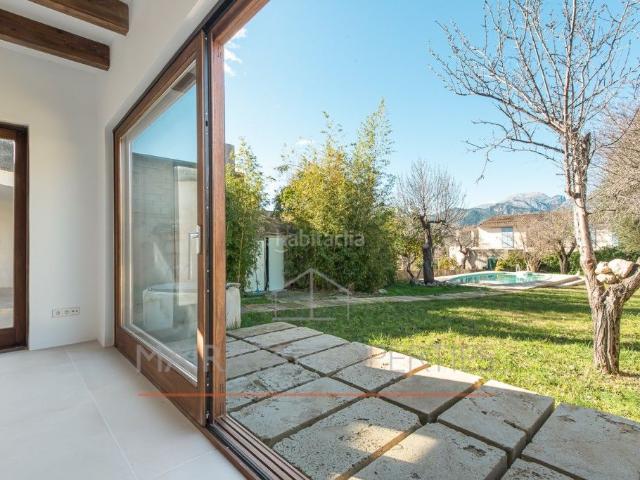 Masía en venta en Baleares Campanet. Casa de pueblo con vistas a la montaña en venta en Campanet. Masías.