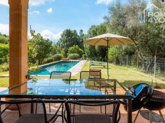 Masía en venta en Baleares Campanet. Finca mediterránea con licencia ETV para 4 personas, piscina, parcela de 15.384 m en zona natural tranquila, clima. Masías.