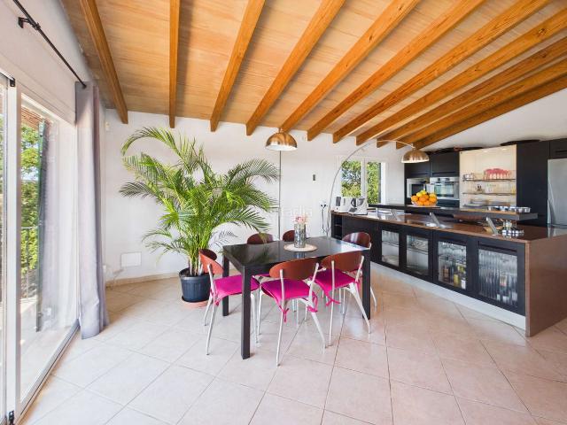 Masía en venta en Baleares Campos, Campos poble. Campos Finca mediterránea con piscina de agua salada, bar piscina y vistas panorámicas a Cabrera. Obj. 9804. Masías.