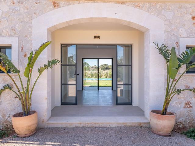 Masía en venta en Baleares Campos, Zona Rústica Interior. Finca atemporal de nueva construcción con vistas panorámicas lujo, tranquilidad y espacio en Campos. Masías.