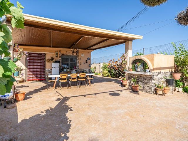 Masía en venta en Baleares Palma de Mallorca, Son Ferriol. Finca rústica reformada con cédula, porche, piscina y huerto en Son Ferriol, Palma. Masías Palma de.