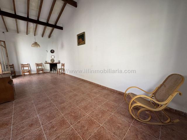 Masía en venta en Baleares Petra. Casa Mallorquina en Petra. Masías.