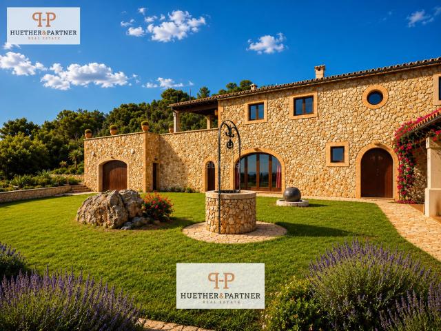 Masía en venta en Baleares Sant Llorenç des Cardassar. Finca de lujo bien cuidada cerca de Son Carrió, 3 dormitorios, 2 baños, piscina infinita, vistas al mar, ubicación absolutamente t. Masías Sant.