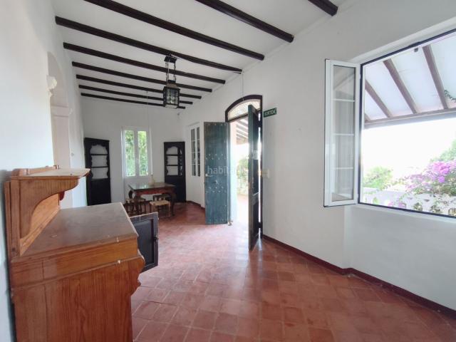 Masía en venta en Baleares Sant Lluís, Sant Lluís S´Ullestrar Torret. Magnifica casa de campo centenaria, con mucho carácter, situada próxima al pueblo de Sant Lluís. Masías Sant.