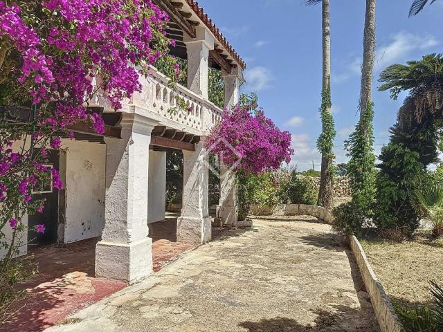 Masía en venta en Baleares Sant Lluís, Sant Lluís S´Ullestrar Torret. Casa rural de estilo colonial de 6 dormitorios en venta en Sant Lluís, Menorca. Masías Sant.