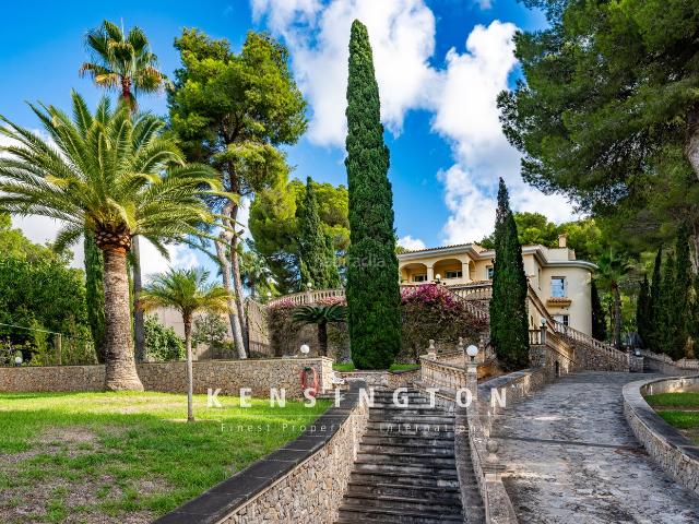 Masía en venta en Baleares Son Servera, Cala Bona. Encantadora villa en Costa de los Pinos con vistas al mar. Masías Son.