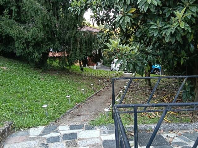 Masía en venta en Barakaldo, Cruces. Dos Viviendas Unifamiliares con Terreno. Masías.