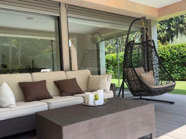 Masía en venta en Barcelona, Pedralbes. Villa de diseño exclusiva en Pedralbes privacidad y lujo sobre los tejados de Barcelona. Masías.