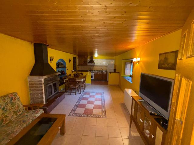 Masía en venta en Barjas. SE VENDE ENCANTADORA CASA DE MONTAÑA EN VEGA DO SEO BARJAS, LEÓN. Masías.