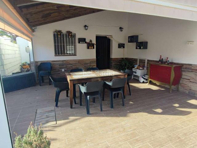 Masía en venta en Benamocarra. Masías.
