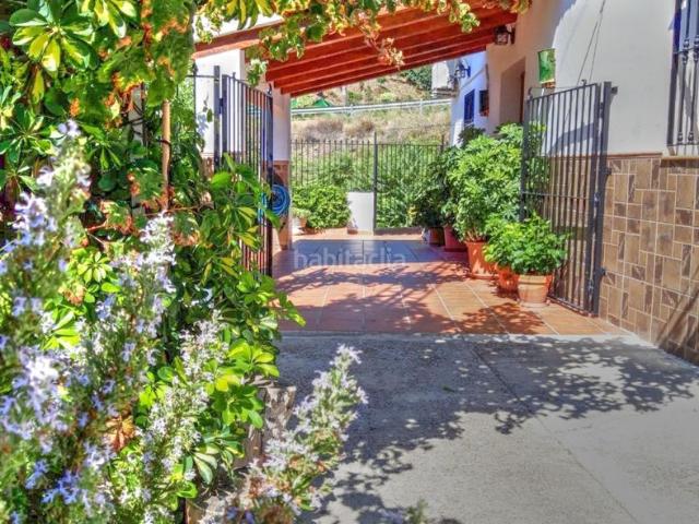 Masía en venta en Benamargosa. Casa de campo situada en Benamargosa con magníficas vistas. Masías.