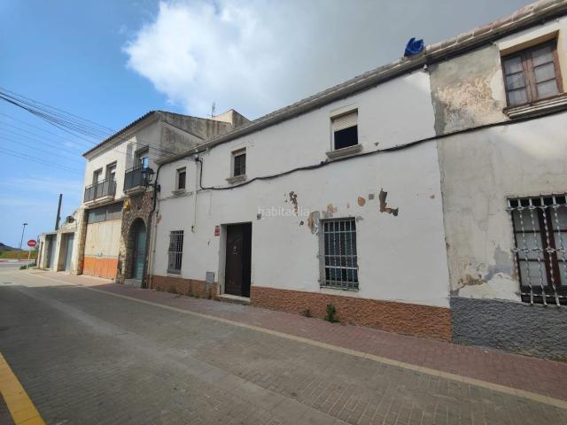 Masía en venta en Bellvei. CASA DE PUEBLO EN REFORMAS. Masías.