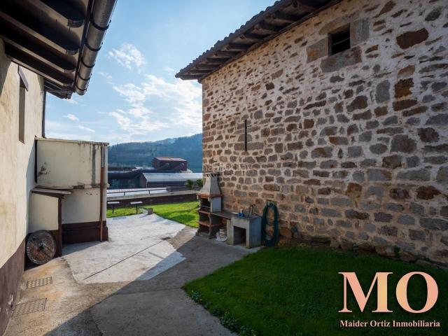 Masía en venta en Bergara. Masías.
