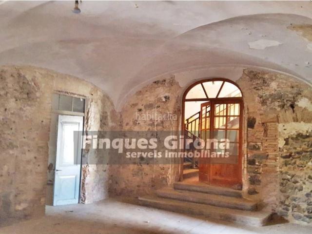 Masía en venta en Bescanó. MASIA EN VENTA EN ESTANYOL BESCANÓ. Masías.