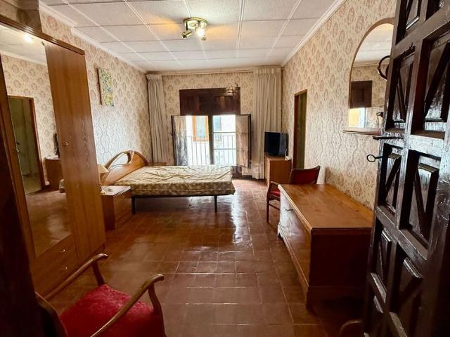 Masía en venta en Biar. Se vende casa de pueblo y garaje en Biar!. Masías.