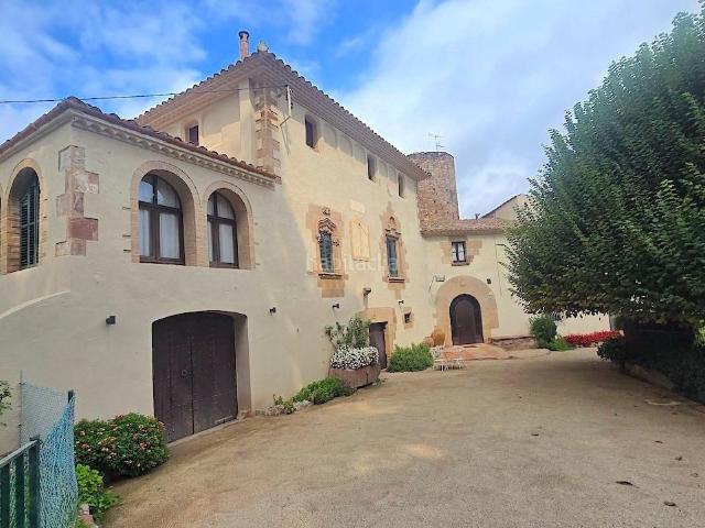 Masía en venta en Bigues i Riells del Fai. Masia histórica con Torreón del siglo XI impecable para vivir siempre. Masías Bigues i Riells del.