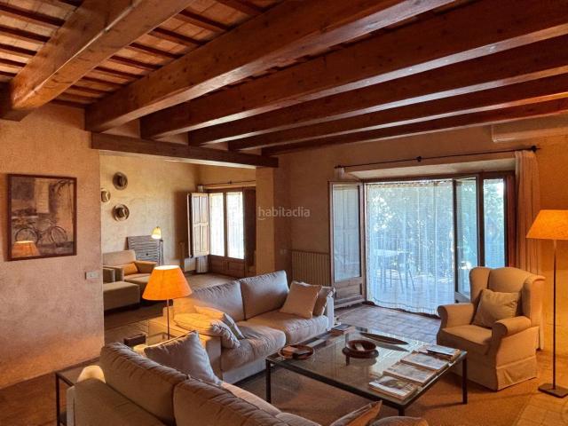 Masía en venta en Bisbal d´Empordà La. Casa de pueblo en Castell dEmpordà. Masías Bisbal d´Empordà.