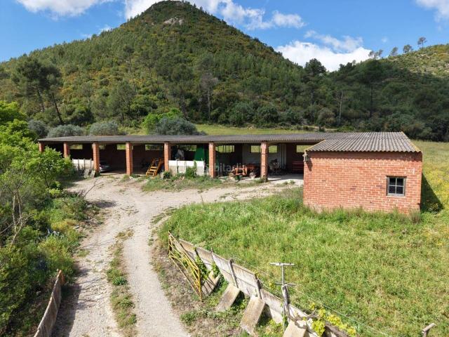 Masía en venta en Boadella i les Escaules. CastellPalau de Boadella en venda. Masías Boadella i les.