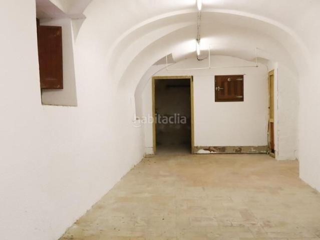 Masía en venta en Boadella i les Escaules. Casa para reformar en pleno centro de Les Escaules un proyecto con gran potencial y encanto rural. Masías Boadella i les.