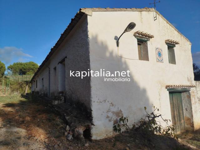 Masía en venta en Bocairent. Masía Mingolet Serra Mariola, Bocairent. Masías.