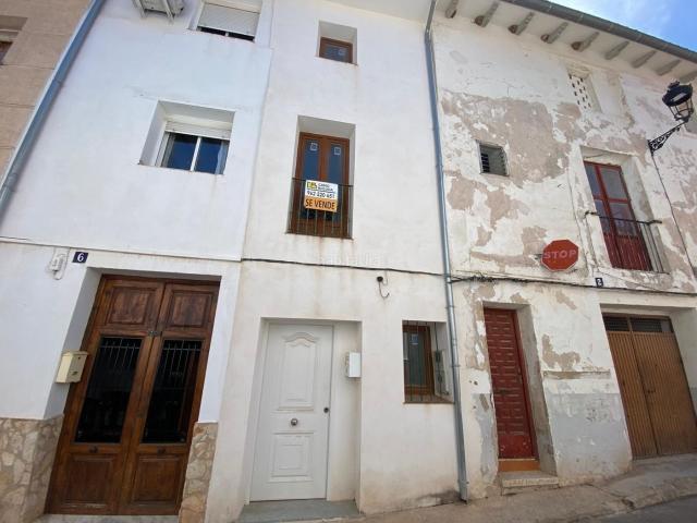 Masía en venta en Bolbaite. Encantadora Casa de Pueblo en Bolbaite. Masías.