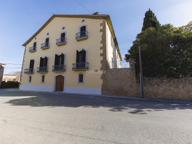 Masía en venta en Borrassà. Masías.