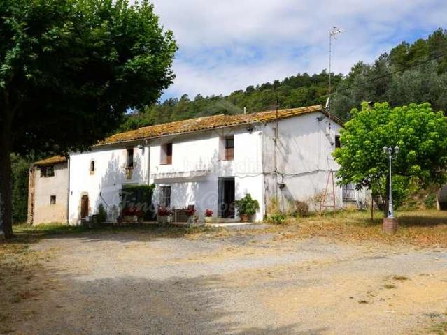 Masía en venta en Brunyola i Sant Martí Sapresa. Masías Brunyola i Sant Martí.