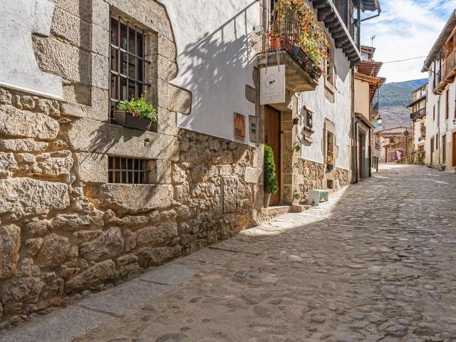 Masía en venta en Candelario. ^*^POSADA DE CANDELARIO^*^EMBLEMATICO HOTEL RURAL DE 4 ESTRELLAS EN EL TURISTICO PUEBLO CANDELARIO^*^ Emblemático Hotel con Enc. Masías.