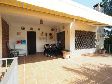Casa en venta en Canovelles. Venta de una Masía en Canovelles. Casas.