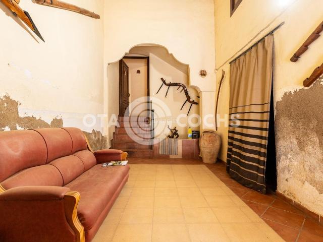 Masía en venta en Cabacés. CASA DE PUEBLO EN CABACES. Masías.
