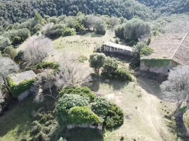 Masía en venta en Cabanelles. Masia en venta en Lladó, Alt Emporda, Girona. Masías.
