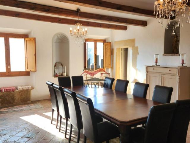 Masía en venta en Cabanelles. Vive la esencia del campo catalán en una masía única en Cabanelles naturaleza, historia y confort en perfecta armonía. Masías.