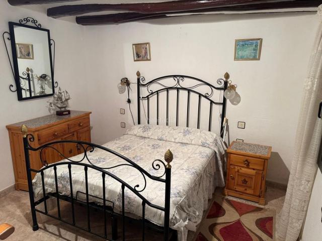 Masía en venta en Calamocha. Casa en Cutanda. Masías.