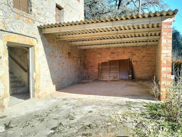 Masía en venta en calle De Borriol, Serinyà, de 370 m² 4 habitaciones por 375.000