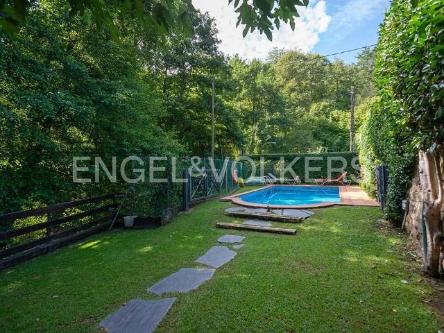 Masía en venta en calle Molí de la Campaneta, Sant Feliu de Pallerols, de 269 m² 3 habitaciones por 470.000
