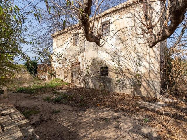 Masía en venta en calle Sant Llatzer, Tortosa, de 69 m² 1 habitación por 89.000