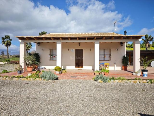 Masía en venta en Cártama, Cártama pueblo. Vivir en paz y armonía o tu negocio siempre soñado Elije 21000m2 de parcela llana. casa a estrenar. piscina. Masías.