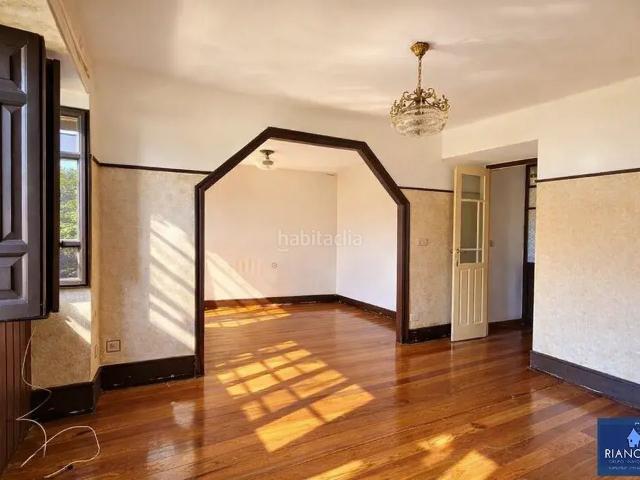 Masía en venta en Carreño. Espectacular conjunto arquitectónico típico Asturiano para reformar en venta en Candás. Masías.