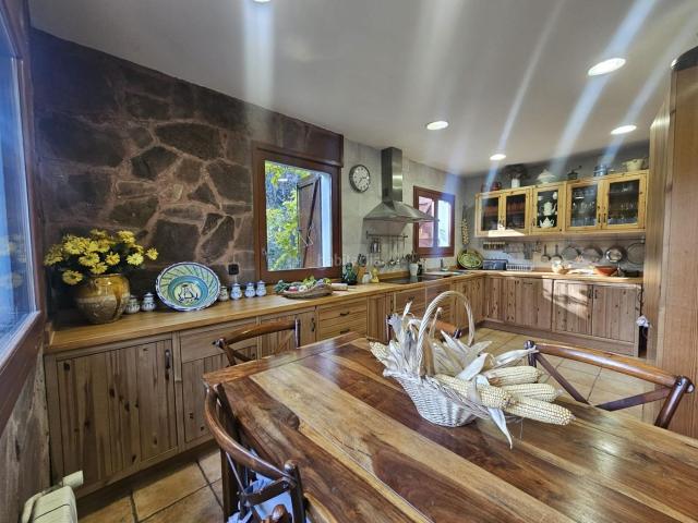 Masía en venta en Castellví de Rosanes. CASERÓN DEL AÑO 1950 EN PLENA NATURALEZA EN CASTELLVI DE ROSANES. Masías Castellví de.