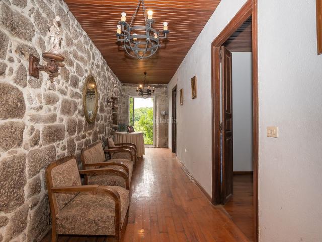 Masía en venta en Castroverde. Pazo rehabilitado con 3 hectáreas de terreno en Castroverde. Masías.