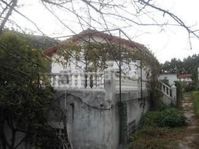 Masía en venta en Castro Urdiales, Otañes Talledo. Conjunto de tres inmuebles con infinitas posibilidades junto o por separado CASA SEÑORIAL de 1900, en la plata baja encontramos. Masías Castro.