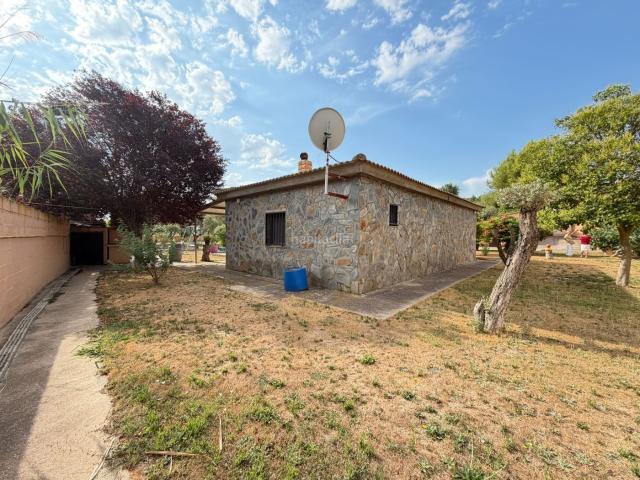 Masía en venta en Caspe. MAGNÍFICA FINCA DE RECREO CON PISCINA EN EL VADO A SOLO 3 KM DE CASPE. Masías.