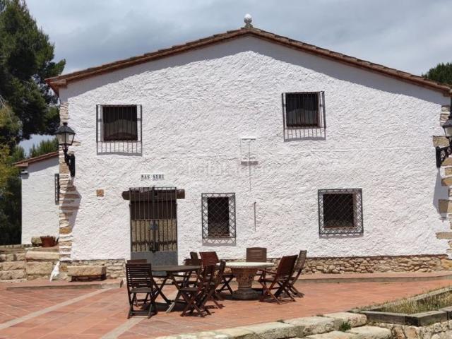 Masía en venta en Catllar El. Descubre Mas Neri, una espectacular masía de 350 m2 en el Camp de Tarragona. Masías Catllar.